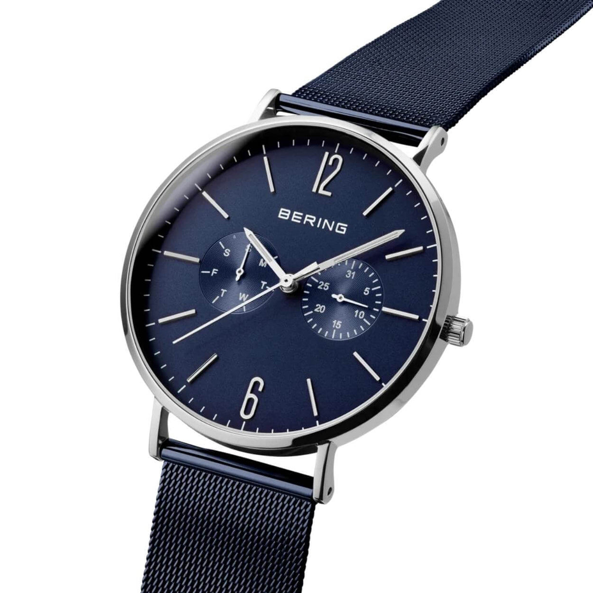 Bering Classic 14240-303 analog herrklocka med blå urtavla och armband i mesh