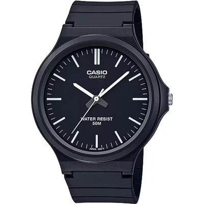 Casio Timeless MW-240-1EVEF analog herrklocka med svart urtavla och armband i resin