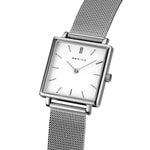 Bering Classic 18226-004 analog damklocka med vit urtavla och armband i mesh