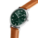 Bering Titanium 18640-568 analog herrklocka med grön urtavla och armband i läder