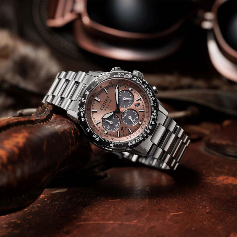 Citizen Promaster Sky CA4664-60X analog herrklocka med brun urtavla och armband i rostfritt stål