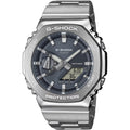 Casio G-Shock GM-2110D-8AER analog herrklocka med blå urtavla och armband i rostfritt stål
