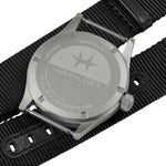 Hamilton Khaki Field Quartz H69401430 analog herrklocka med svart urtavla och armband i rostfritt stål