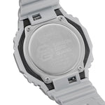 Casio G-Shock GA-2100FF-8AER analog herrklocka med silver urtavla och armband i resin