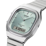 Casio Vintage AQ-240E-2AEF (lägg gtin) analog unisexklocka med grön urtavla och armband i rostfritt stål
