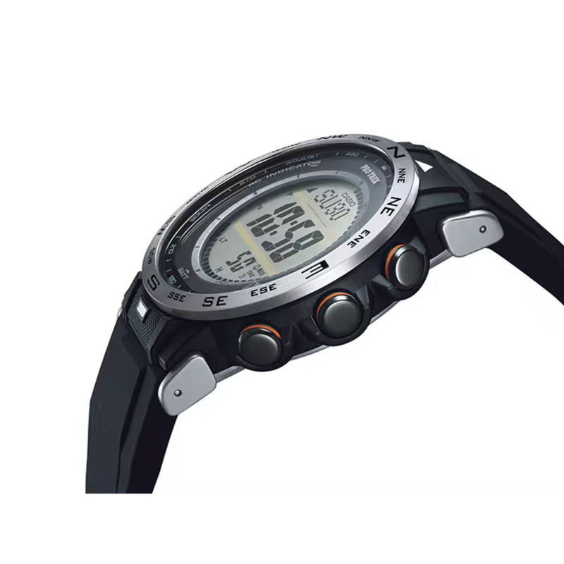 Casio Pro Trek PRW-30-1AER digital herrklocka med svart urtavla och armband i resin