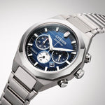 Citizen Eco-Drive Titanium CA4691-59L analog herrklocka med blå urtavla och armband i titan