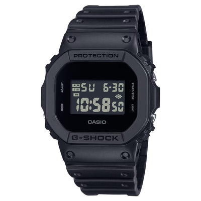 Casio G-Shock DW-5600UBB-1ER digital unisexklocka med svart urtavla och armband i resin