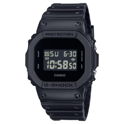 Casio G-Shock DW-5600UBB-1ER digital unisexklocka med svart urtavla och armband i resin