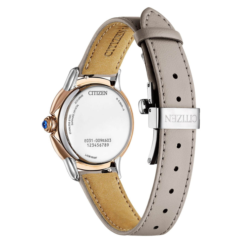 Citizen Ceci EM1166-01Z analog damklocka med beige urtavla och armband i läder